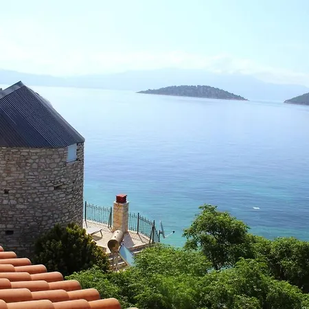 Villa Gt Traditional Windmill